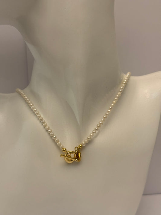 Zoetwaterparels choker