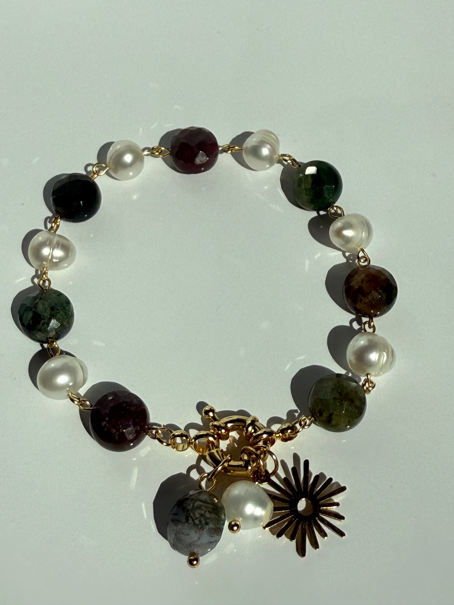 Edelstenen en zoetwaterparels armbandjes