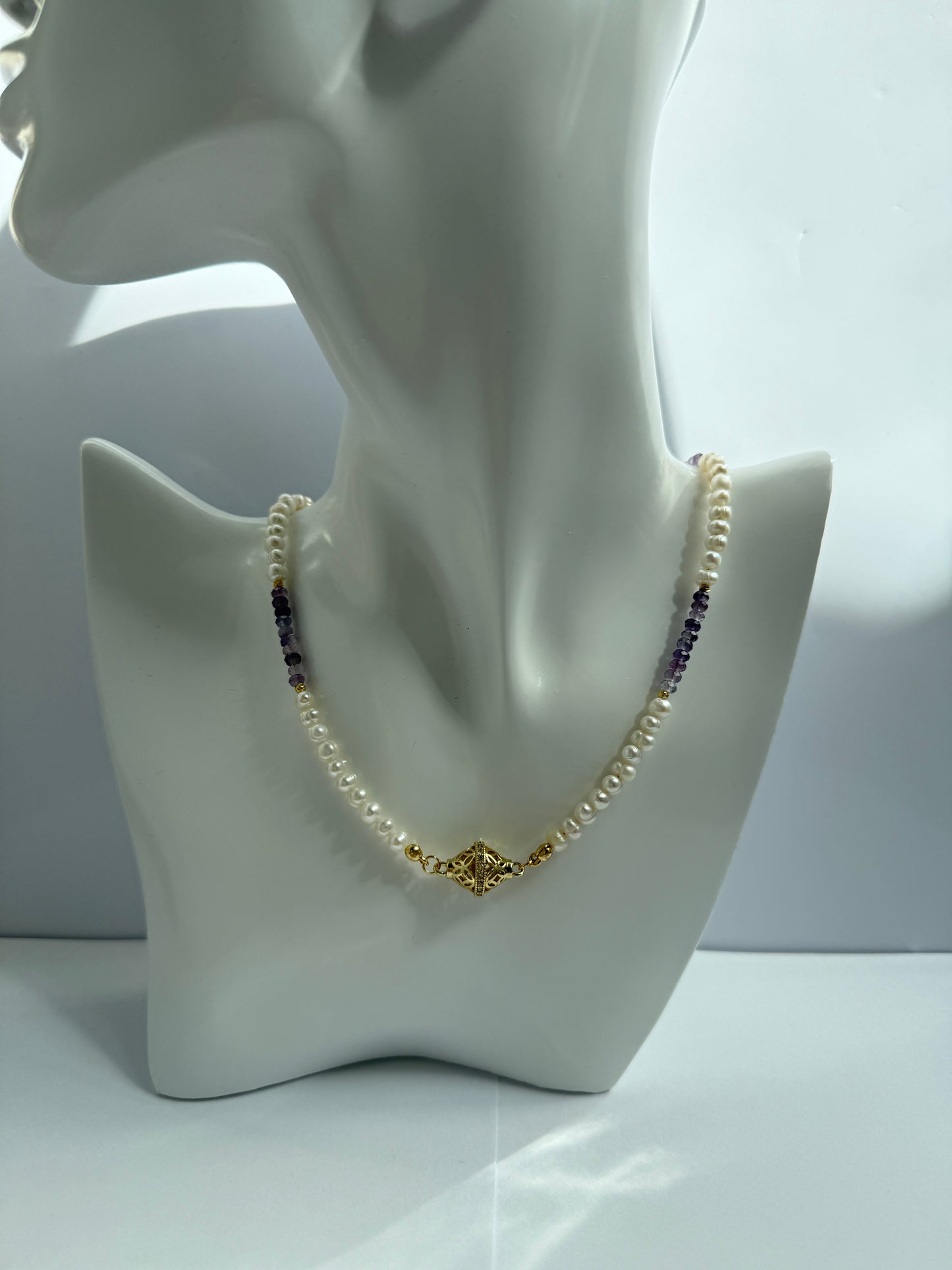 Fluoriet en zoetwaterparels ketting