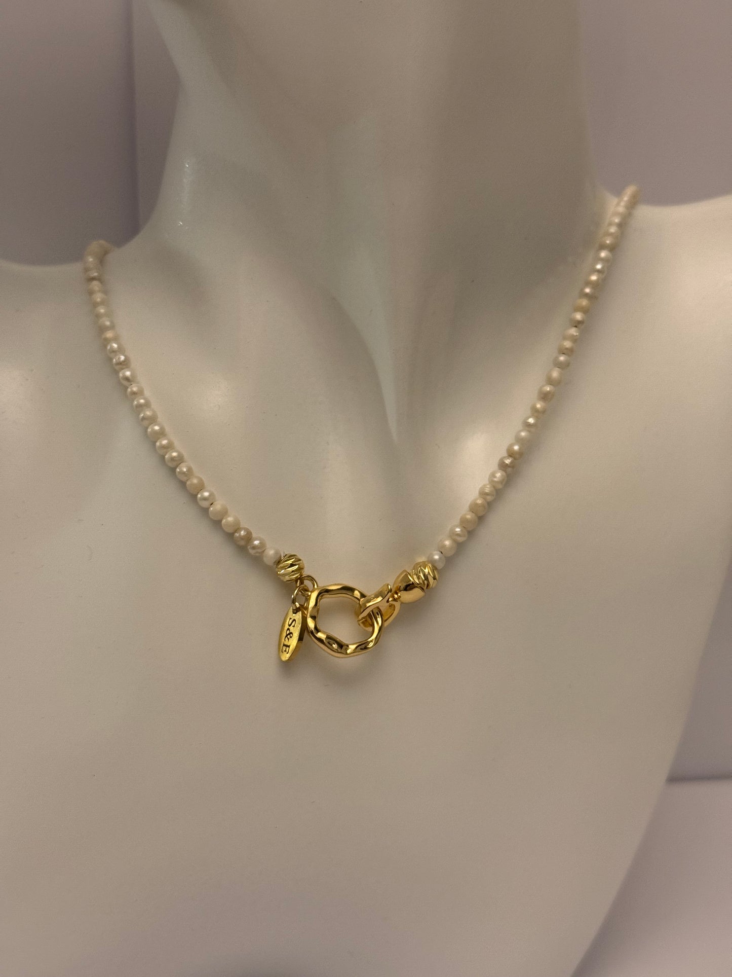 Zoetwaterparels choker